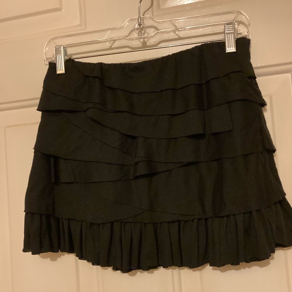 Vintage Ruffled Mini mini Skirt. Sold - Picture 5 of 7